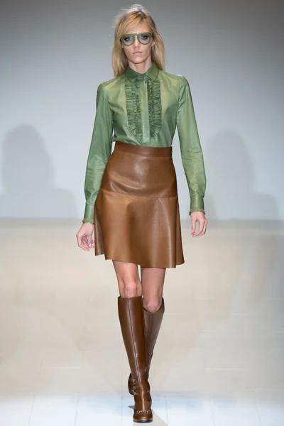 Look 7